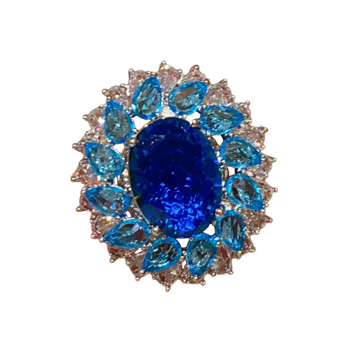 Crystal magnetic brooch, detail 1